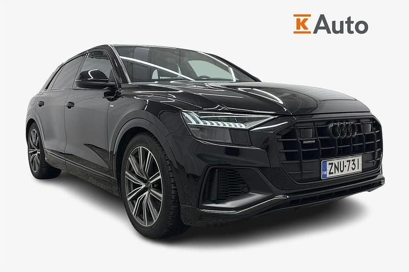 Käytetty Audi Q8 S-Line 462 HP (339 kW) 2021 Musta Katumaasturi