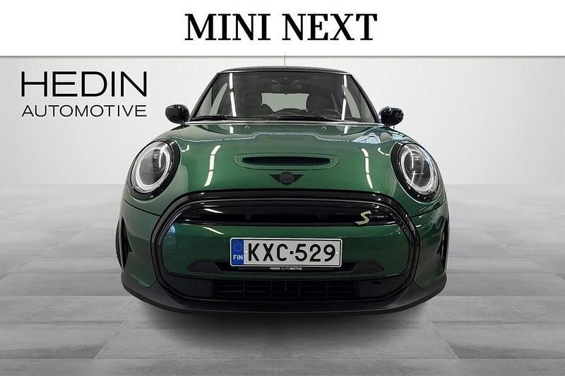 Käytetty Mini Cooper SE 135 kW (184 HP) 2022 Vihreä Viistoperä