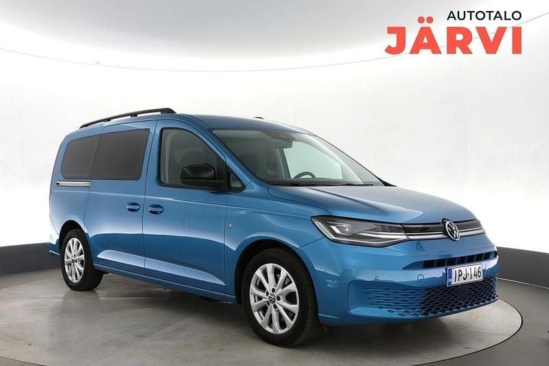 Käytetty VW Caddy Maxi Life Life 122 HP (89 kW) 2022 Sininen Tila-auto