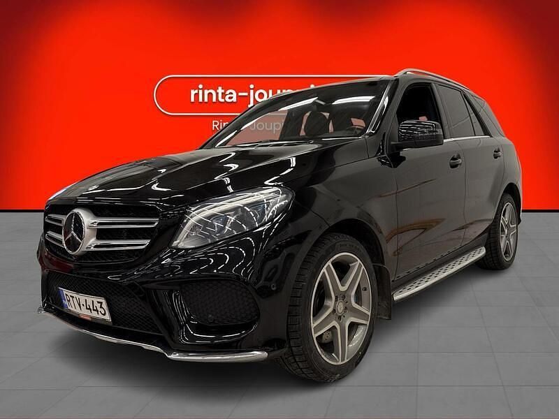 Käytetty 2017 Mercedes GLE500 Katumaasturi | 33 790 € - Kuva 1/3