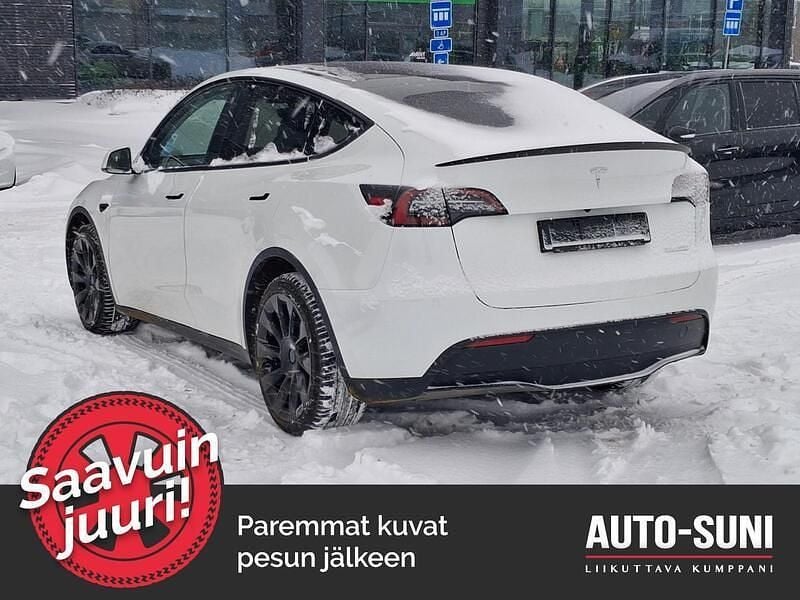 Käytetty Tesla Model Y 258 kW (351 HP) 2024 Katumaasturi