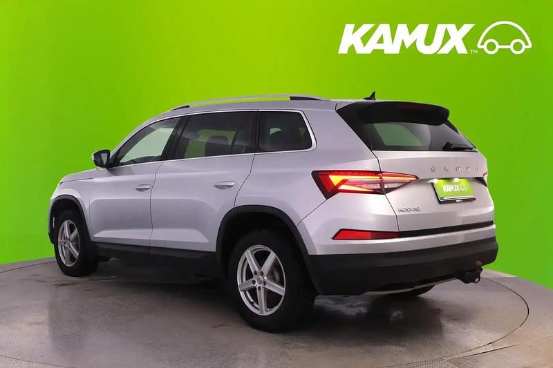 Käytetty Skoda Kodiaq 150 HP (110 kW) 2022 Hopea / harmaa Katumaasturi