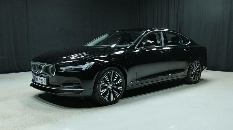 Musta Käytetty 2023 Volvo S90 Performance Sedan | 41 500 € (Perustarjous) - Kuva 1/3