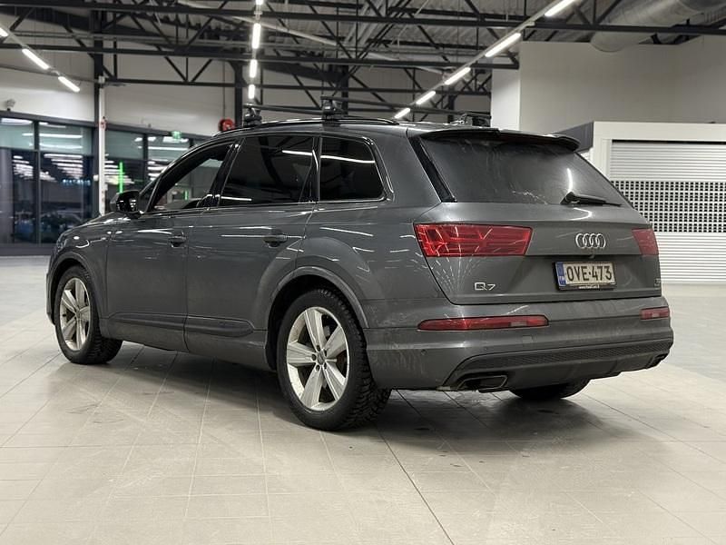 Käytetty Audi Q7 S-Line 272 HP (200 kW) 2016 Katumaasturi