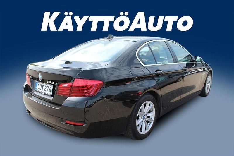 Käytetty BMW 520 Comfort Edition 190 HP (139 kW) 2015 Musta Sedan