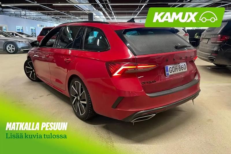Käytetty Skoda Octavia RS 245 HP (180 kW) 2021 Punainen Farmari