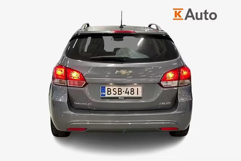 Käytetty Chevrolet Cruze LT 140 HP (102 kW) 2013 Harmaa Farmari