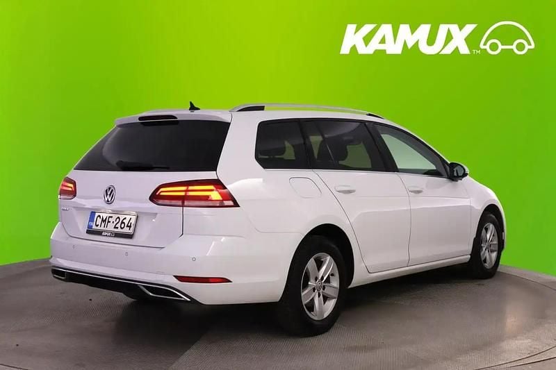 Käytetty VW Golf VII Highline 158 HP (116 kW) 2019 Valkoinen Farmari