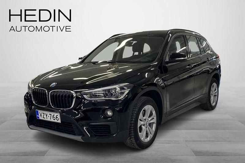 Käytetty BMW X1 140 HP (102 kW) 2018 Musta Katumaasturi