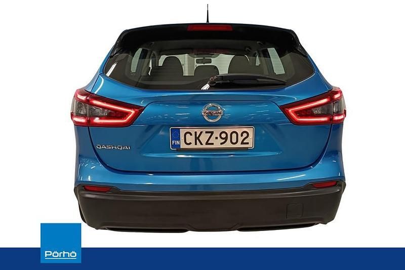Käytetty Nissan Qashqai City 116 HP (85 kW) 2017 Sininen Katumaasturi