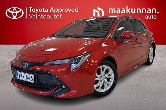 Käytetty Toyota Corolla Edition 122 HP (89 kW) 2022 Punainen Viistoperä