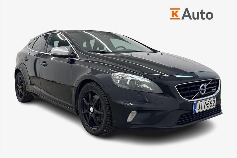 Käytetty Volvo V40 R-Design 177 HP (130 kW) 2013 Musta Viistoperä