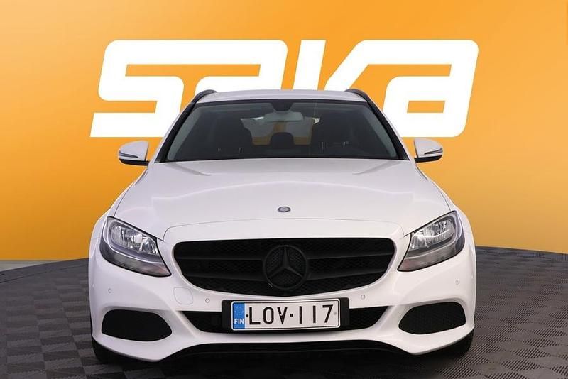 Käytetty Mercedes C200 136 HP (100 kW) 2016 Farmari