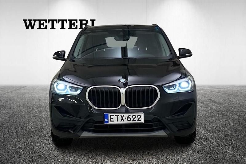 Käytetty BMW X1 136 HP (100 kW) 2021 Musta Katumaasturi