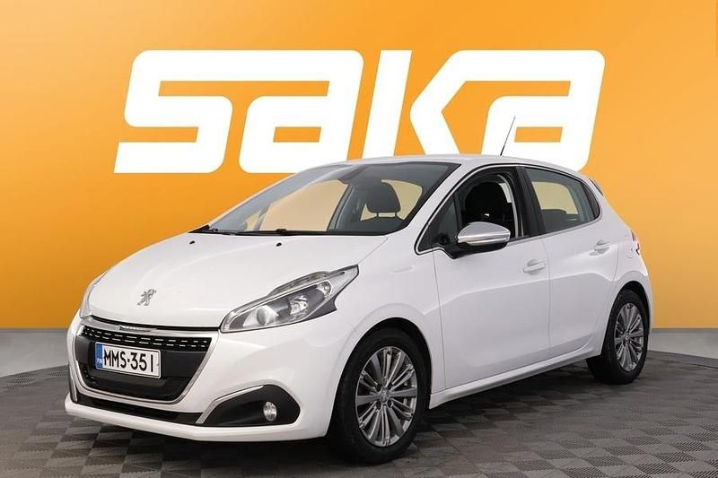 Käytetty Peugeot 208 Allure 82 HP (60 kW) 2017 Viistoperä