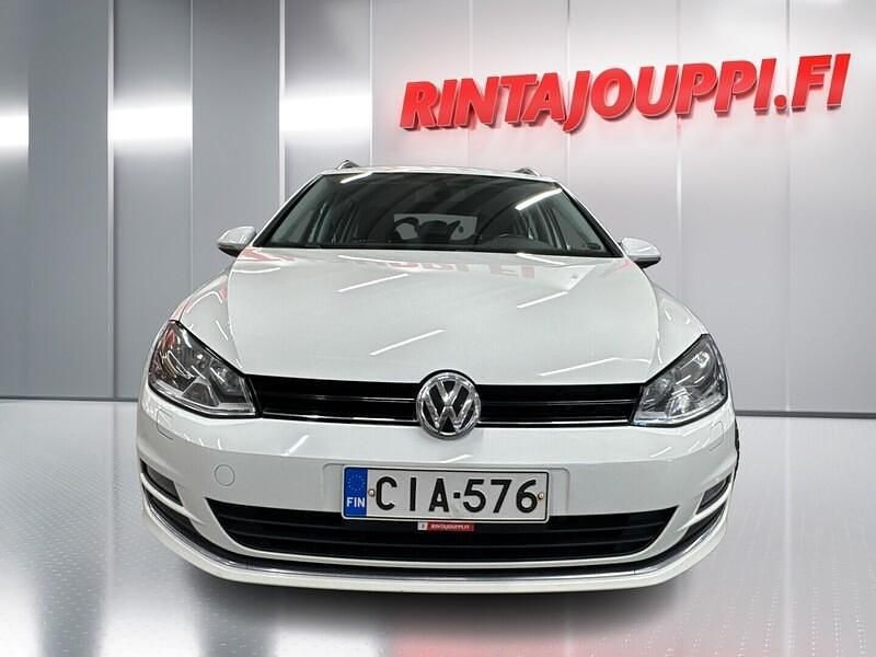 Käytetty VW Golf VII Highline 105 HP (77 kW) 2014 Farmari