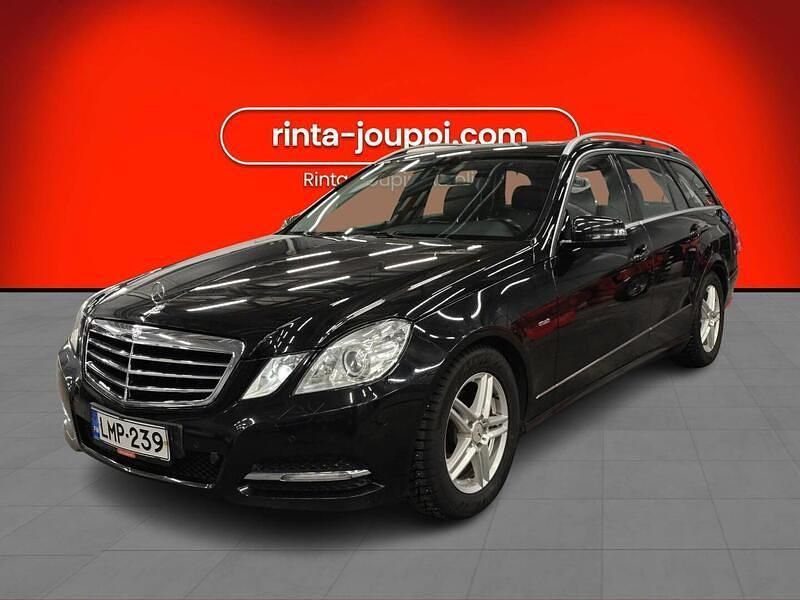 Musta Käytetty 2012 Mercedes E200 Farmari | 15 280 € (Kallis) - Kuva 1/3