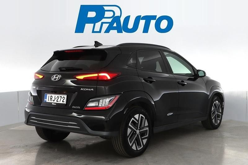 Käytetty Hyundai Kona Style 249 kW (339 HP) 2023 Musta Katumaasturi
