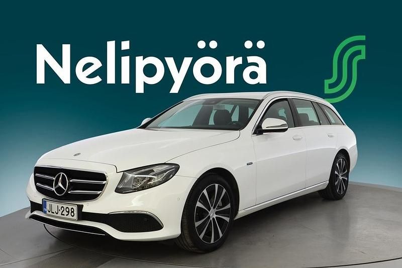 Valkoinen Käytetty 2020 Mercedes E300 Edition 1 Farmari | 33 450 € (Perustarjous) - Kuva 1/3