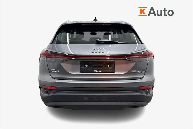 Uusi Audi Q4 e-tron 207 kW (282 HP) 2026 Met. harmaa Katumaasturi