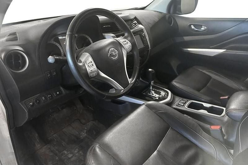 Käytetty Nissan Navara Tekna 190 HP (139 kW) 2018 Valkoinen Nouto