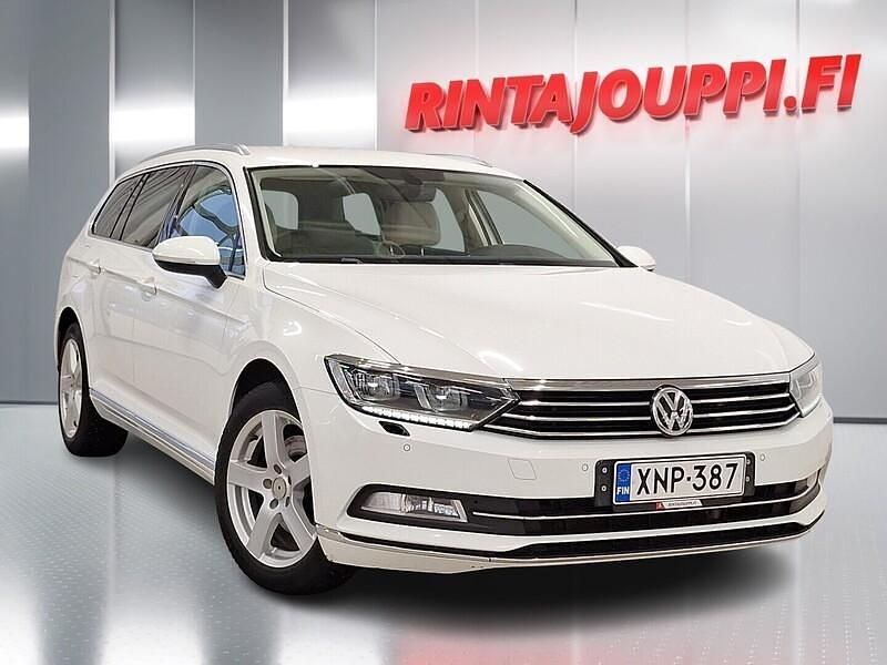 Käytetty VW Passat Comfortline 150 HP (110 kW) 2016 Valkoinen Farmari