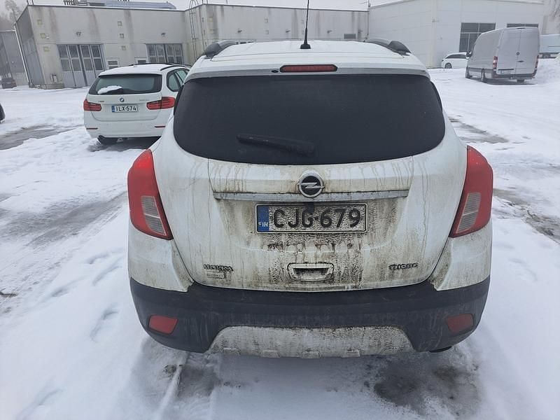 Käytetty Opel Mokka drive 140 HP (102 kW) 2015 Valkoinen Katumaasturi