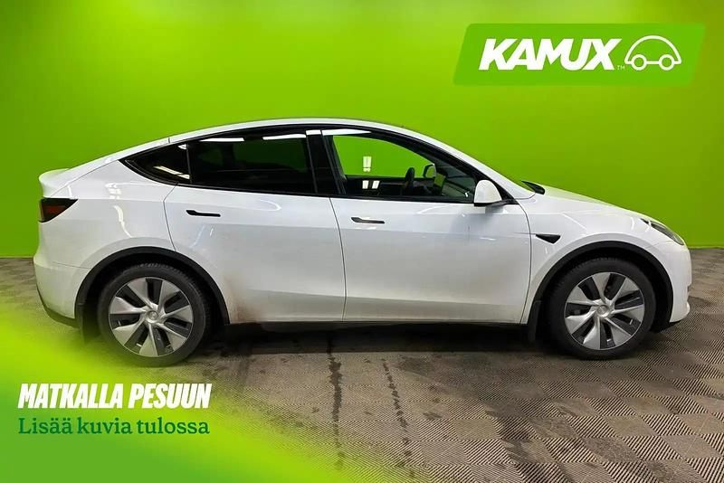 Käytetty Tesla Model Y 258 kW (351 HP) 2022 Valkoinen Katumaasturi