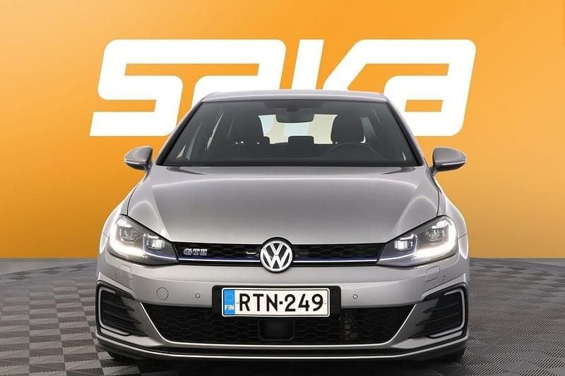 Käytetty VW Golf VII GTE 204 HP (150 kW) 2018 Viistoperä
