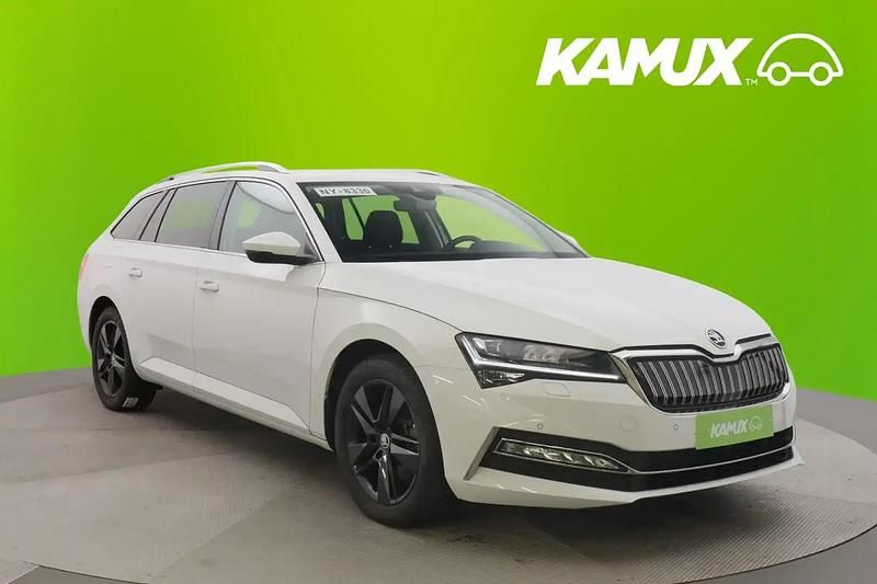 Valkoinen Käytetty 2023 Skoda Superb Style Farmari | 30 800 € (Perustarjous) - Kuva 1/4