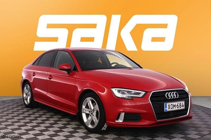 Käytetty Audi A3 Business 150 HP (110 kW) 2018 Sedan