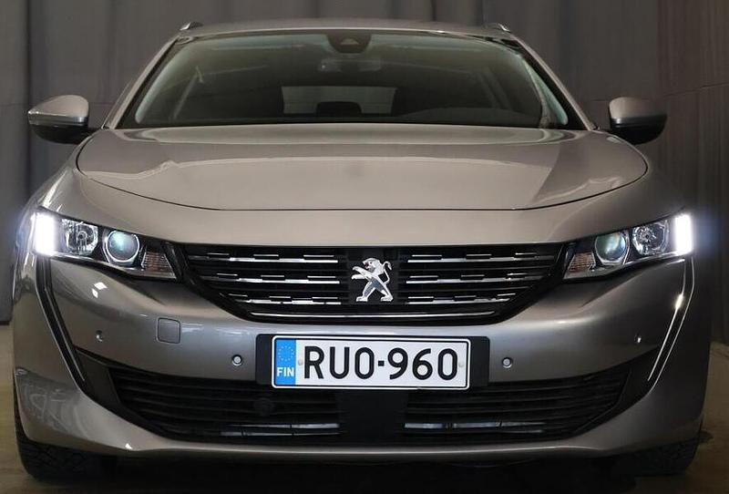 Käytetty Peugeot 508 SW Active 131 HP (96 kW) 2021 Harmaa Farmari