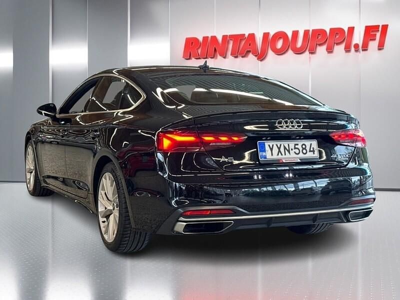 Käytetty Audi A5 Sportback Advanced Plus 204 HP (150 kW) 2021 Musta Viistoperä