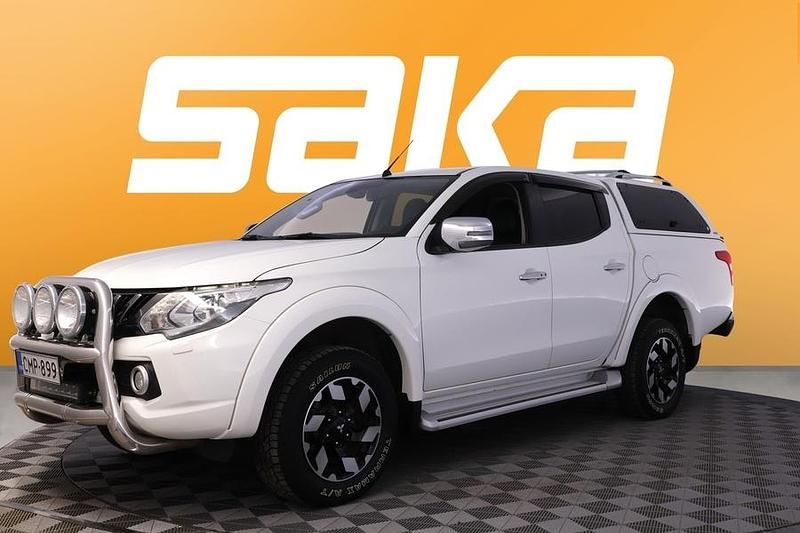 Käytetty Mitsubishi L200 Instyle 181 HP (133 kW) 2017 Nouto