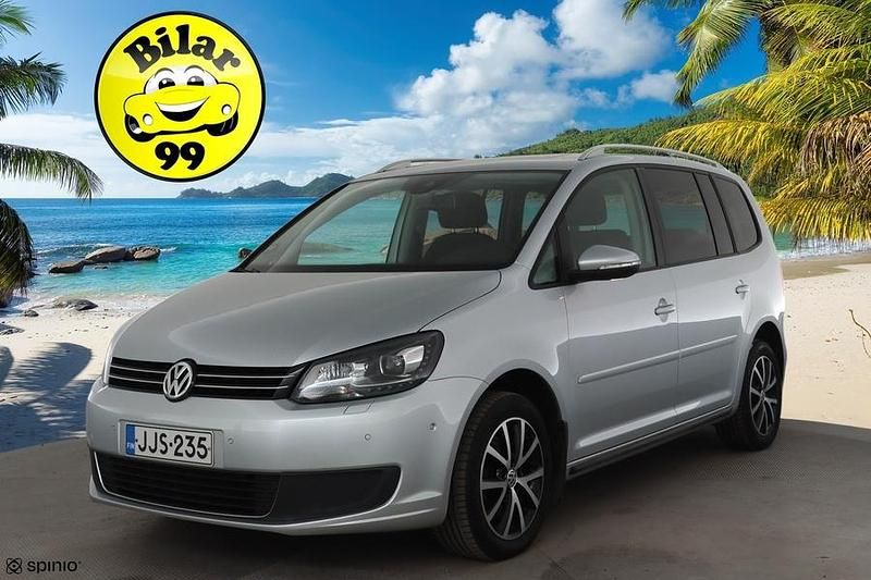 Käytetty VW Touran Edition 140 HP (102 kW) 2015 Tila-auto