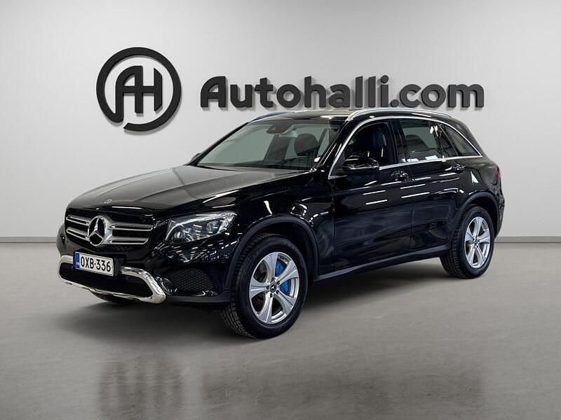 Käytetty Mercedes GLC350 Business 211 HP (155 kW) 2017 Katumaasturi