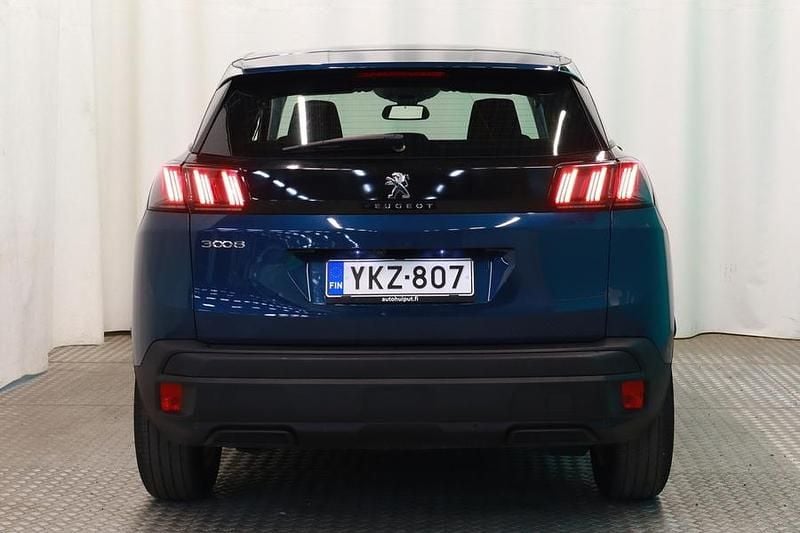 Käytetty Peugeot 3008 Active 131 HP (96 kW) 2022 Katumaasturi