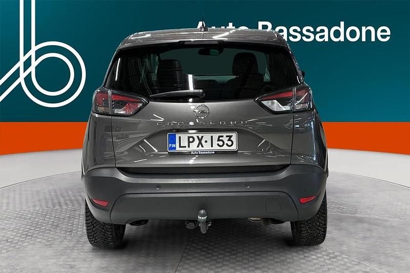 Käytetty Opel Crossland Comfort 131 HP (96 kW) 2021 Katumaasturi