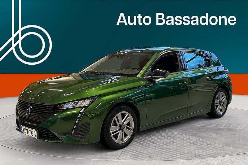 Käytetty Peugeot 308 Active 131 HP (96 kW) 2022 Viistoperä