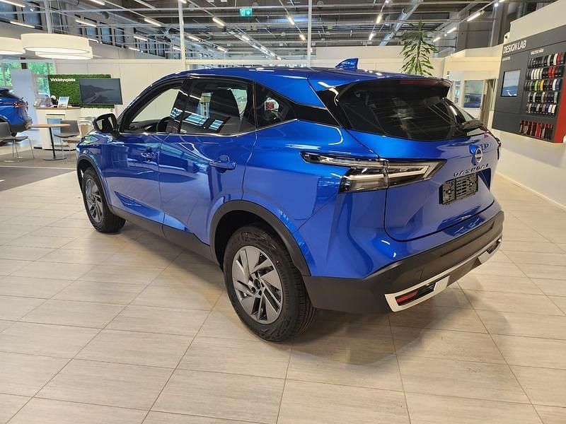 Käytetty Nissan Qashqai Acenta 158 HP (116 kW) 2025 Katumaasturi