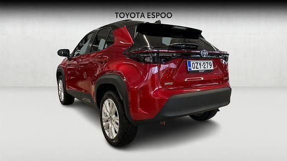 Käytetty Toyota Yaris Cross 116 HP (85 kW) 2023 Punainen Katumaasturi