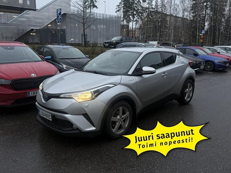 Käytetty 2017 Toyota C-HR Business Edition Katumaasturi | 18 900 € (Hieman kallis) - Kuva 1/3
