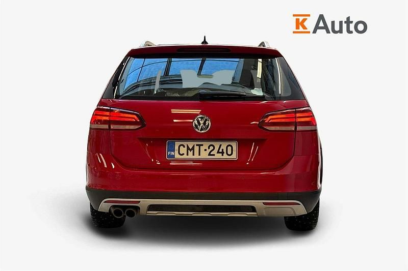 Käytetty VW Golf Alltrack 150 HP (110 kW) 2019 Punainen Farmari