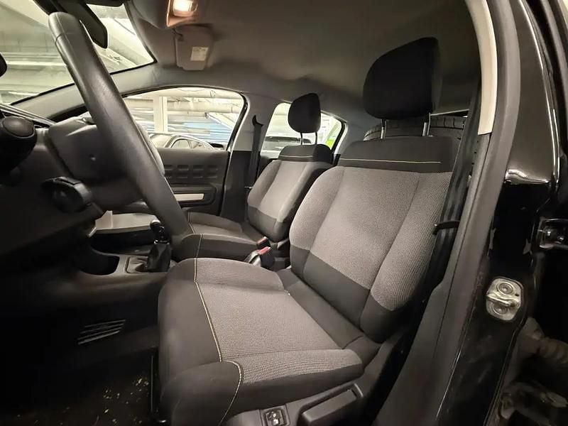 Käytetty Citroën C3 Feel 83 HP (61 kW) 2021 Musta Viistoperä