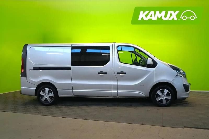 Käytetty Opel Vivaro Edition 120 HP (88 kW) 2015 Hopea / harmaa Tila-auto