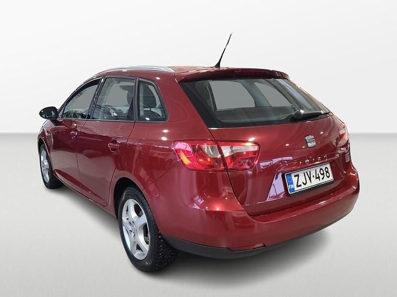 Käytetty Seat Ibiza ST Style 105 HP (77 kW) 2013 Punainen Farmari