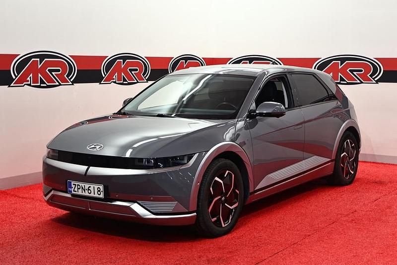 Harmaa Käytetty 2023 Hyundai Ioniq 5 Premium Katumaasturi | 36 900 € - Kuva 1/4