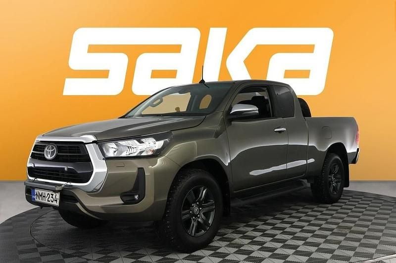 Käytetty Toyota HiLux Active 204 HP (150 kW) 2022 Nouto