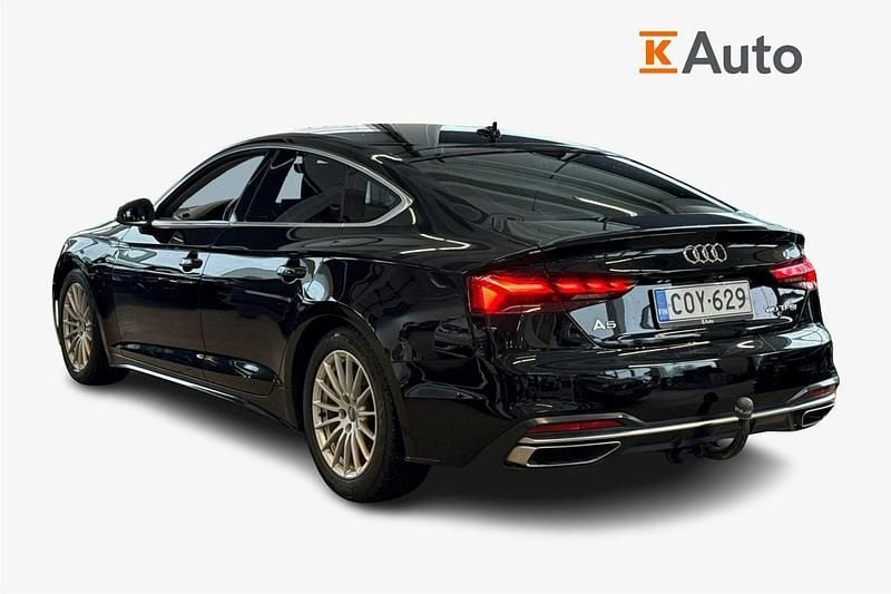 Käytetty Audi A5 Sportback Advanced Plus 204 HP (150 kW) 2021 Musta Viistoperä