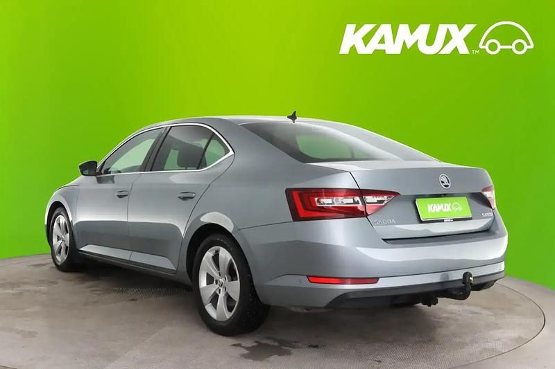 Käytetty Skoda Superb Style 204 HP (150 kW) 2018 Business grau metallic Viistoperä
